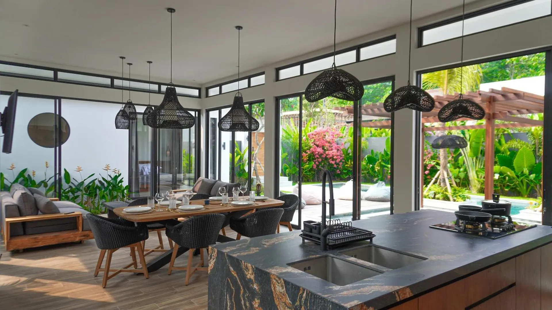 Villa The Taz House Uluwatu 3 Bedrooms Indonesia