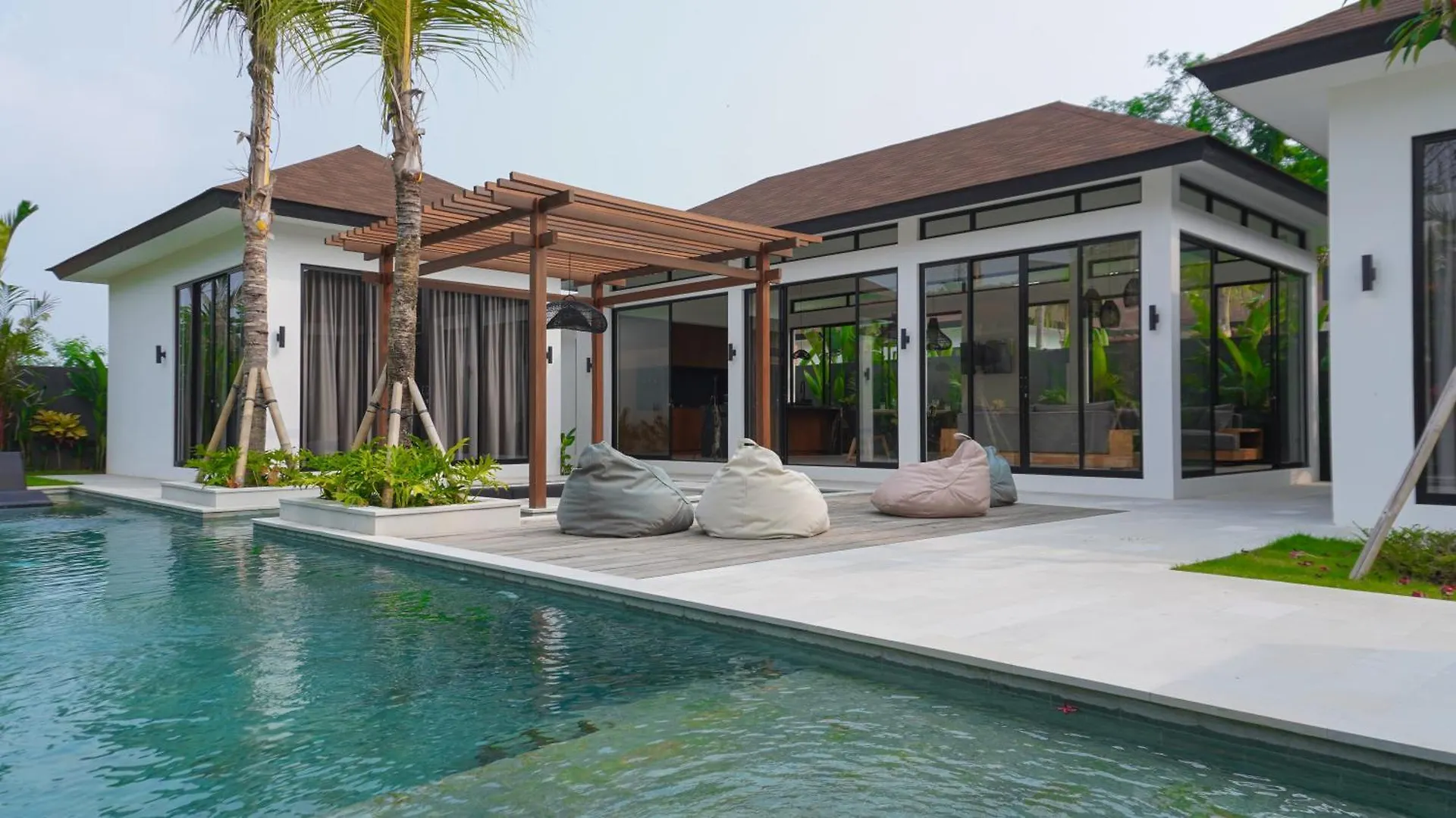 The Taz House Uluwatu 3 Bedrooms 0*, Uluwatu (Bali)