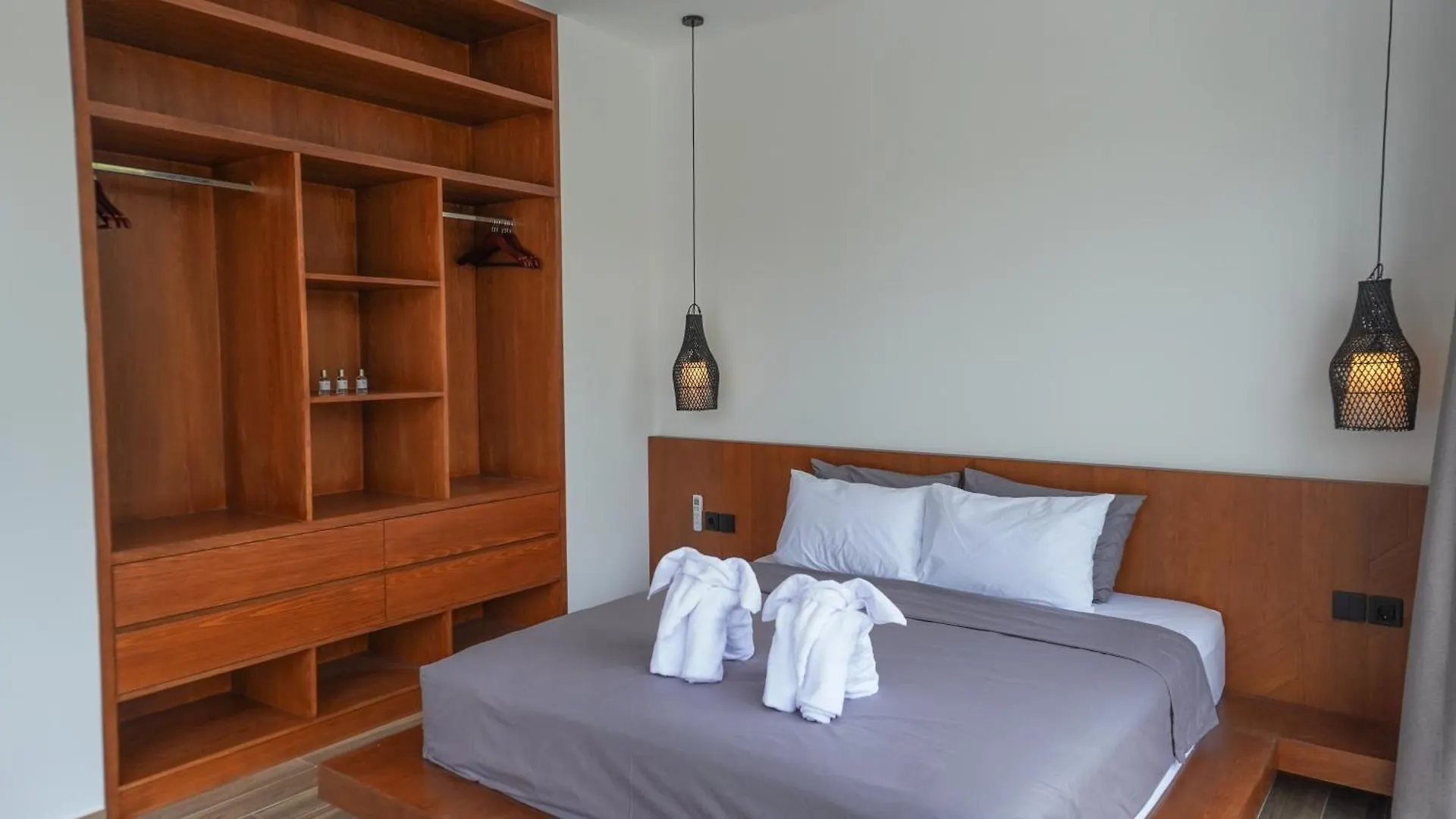 Villa The Taz House Uluwatu 3 Bedrooms